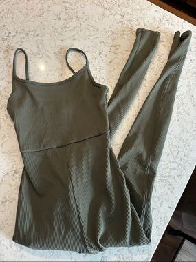 wild fable Olive Green Ribbed Sleeveless Jumpsuit
